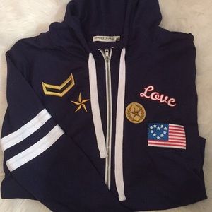 Half ZipUp jacket with patches.
